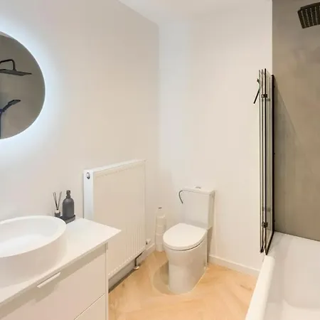 Modern Near Centre, Luna Casamia דירה *