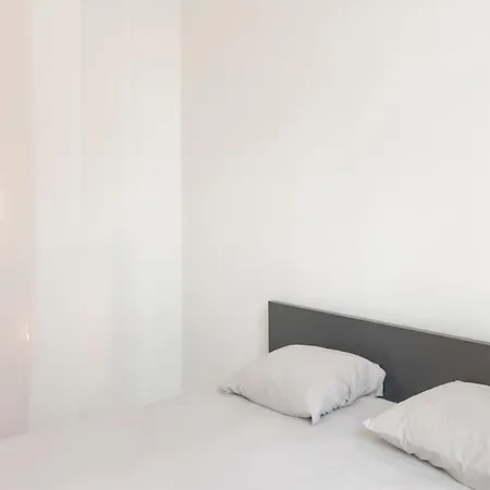 Modern Near Centre, Luna Casamia Appartement