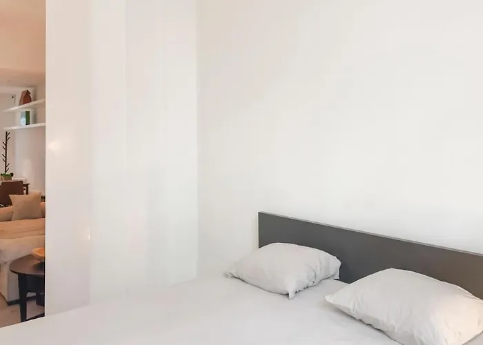 Modern Near Centre, Luna Casamia Apartamento